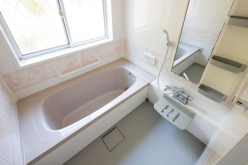 Cost of Bathtub Refinishing in Lutz, FL